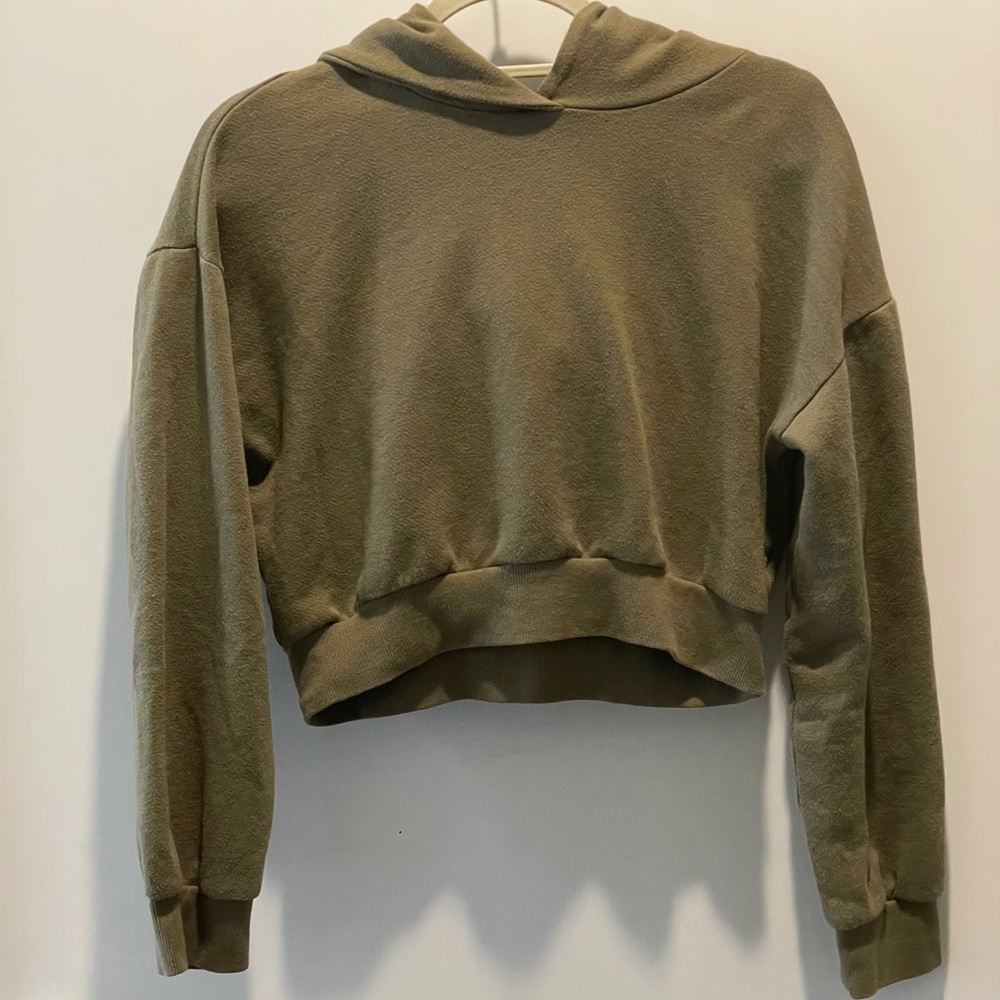 Forever 21 cropped hoodie